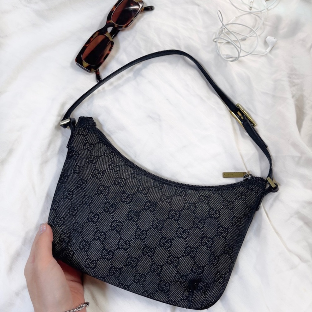 🐆🖤Authentic Gucci Pochette 🐆🖤